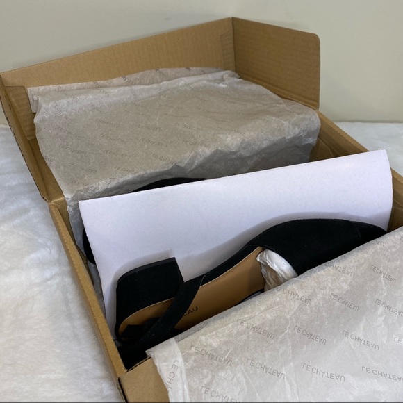 SALE! Le Chateau Black Suede Peep Toe Heels - Picture 6 of 9